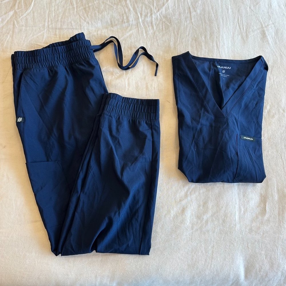 Jaanuu Navy Women's Top and Pants Set